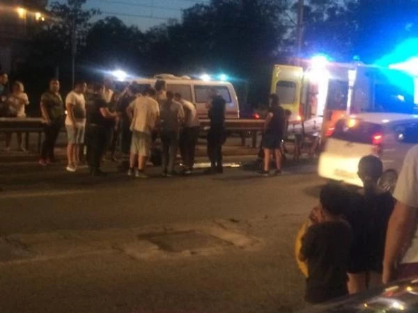 Συναγερμός στην Παραλιακή: Τροχαίο με σοβαρό τραυματισμό (Εικόνες)